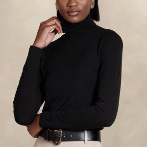Banana Republic 100% MERINO WOOL turtle neck sweater PETITE XS